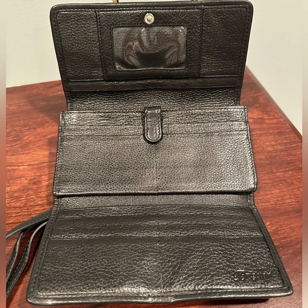 Brighton Elegant Black and Brown Women's Crossbody, EUC